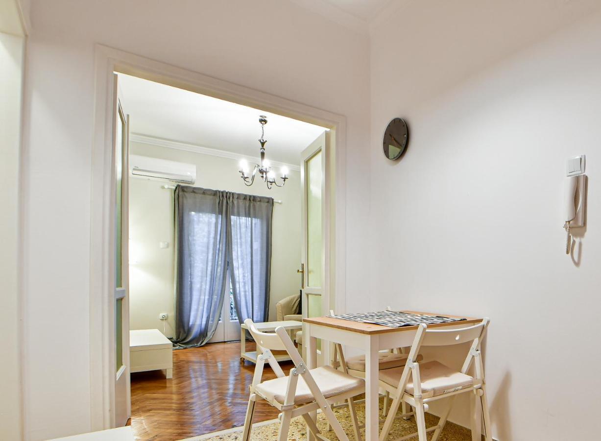 Thiras Lovely Apartment By Zain Athens Exterior photo